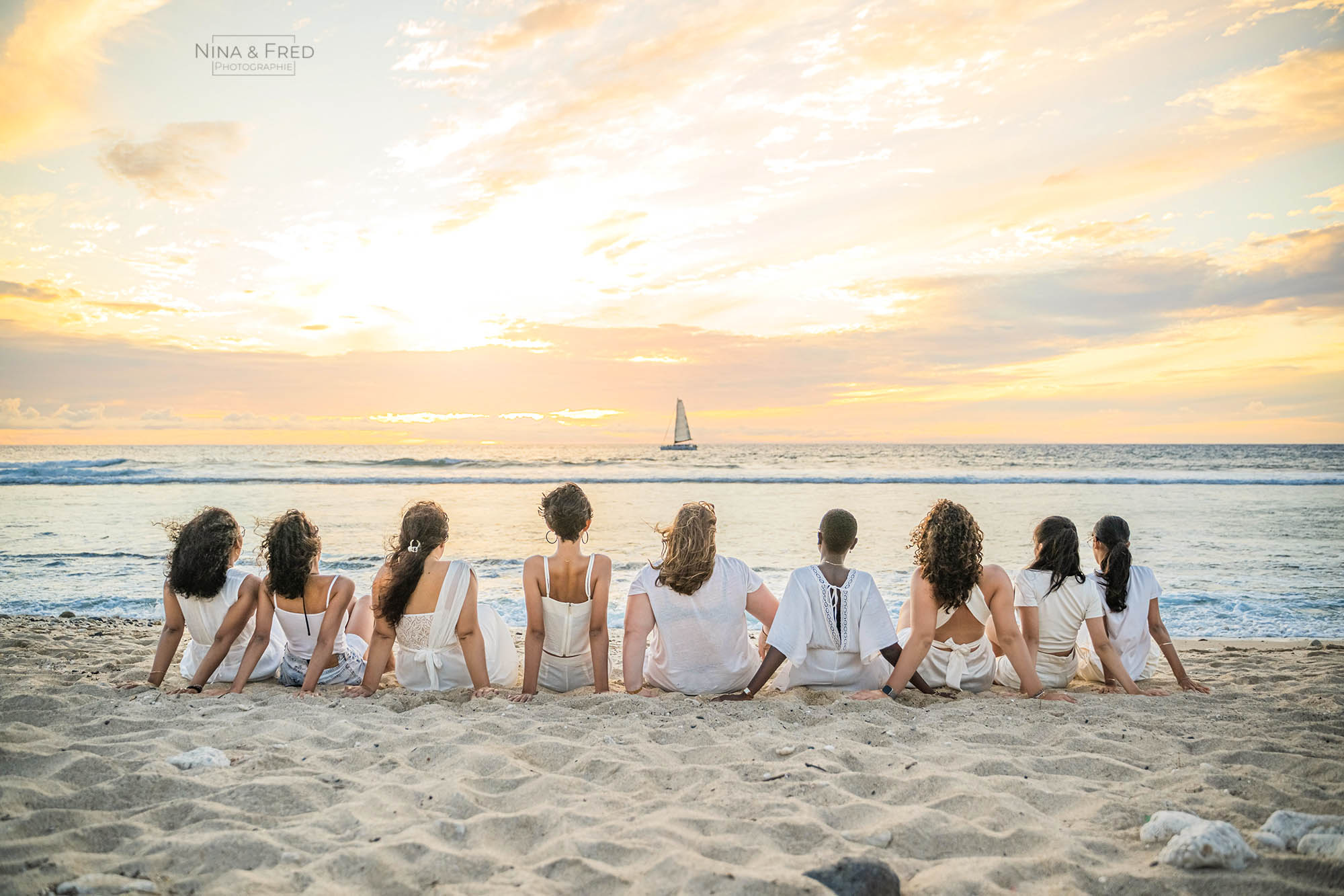 photo entre amies sur la plage Réunion 974 Eve-25
